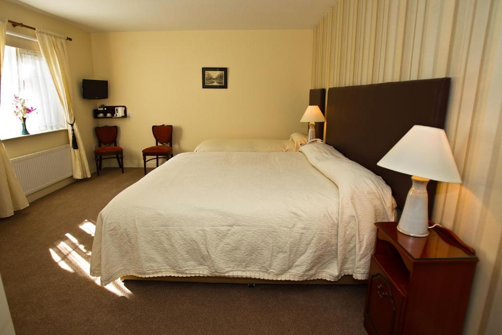 Robeen House Hotell Cill Airne Rum bild